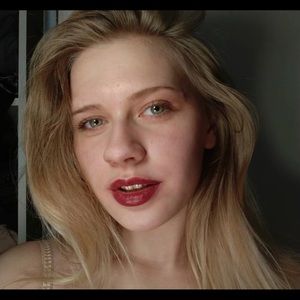 Meet your Posher, Rose